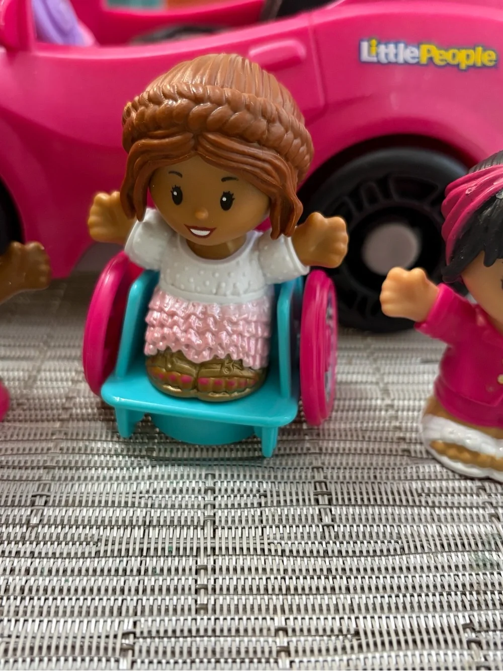Little People Barbie Pink Convertible Car with 5 Mini Figures